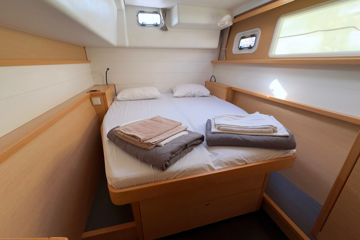 aft_cabin - Elysium Yachts